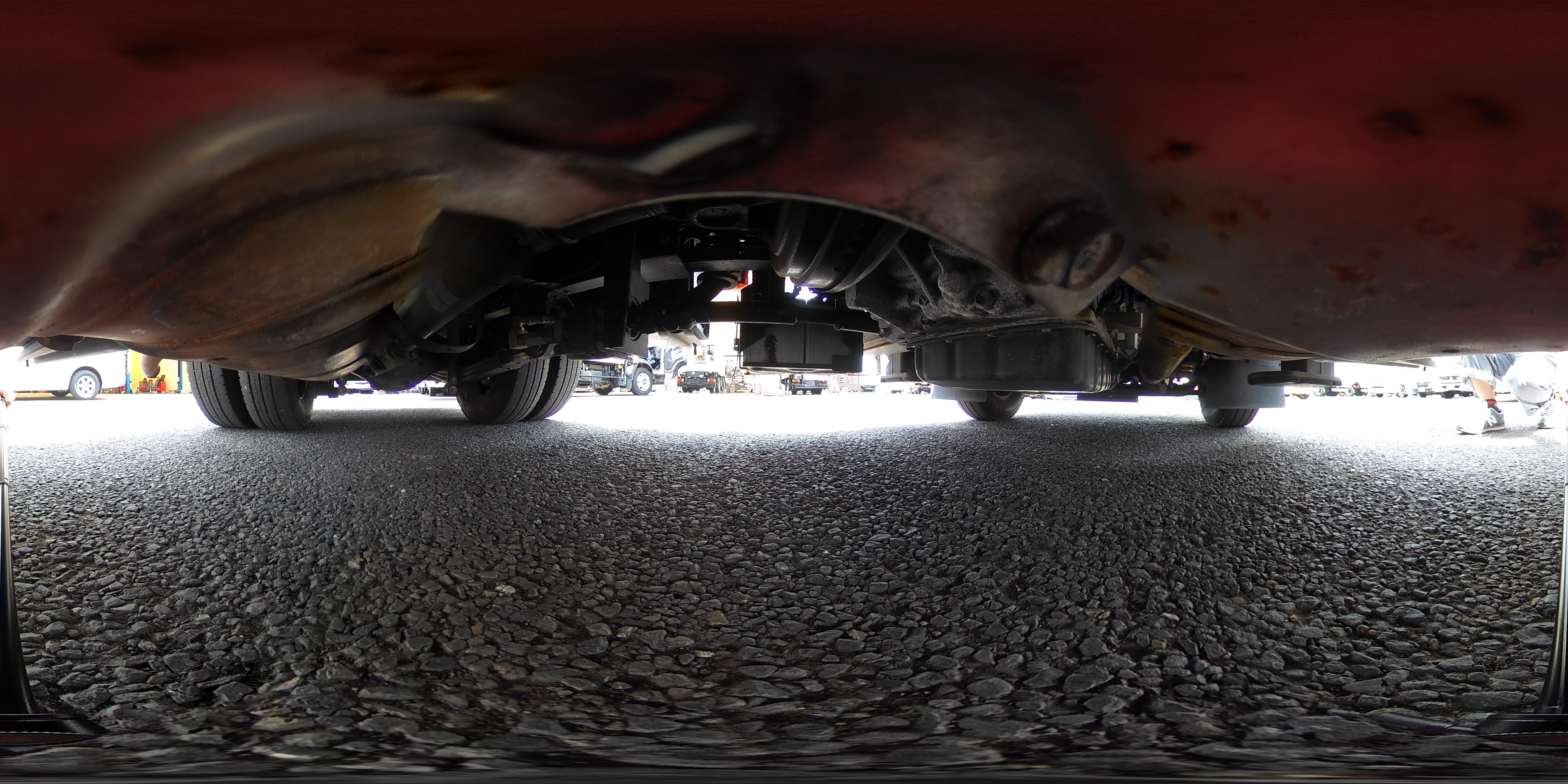 デュトロ　高所作業車　アイチ製（ＳＨ１０Ａ）　最大地上高９．９ｍ　ＦＲＰバケット　バケット積載荷重２００ｋｇ　積載２００ｋｇ　工具入れ　ジョイスティックタイプ　アワーメーター：３８５４ｈ　左電格ミラー　バックカメラ　社外ナビ　ワンセグＴＶ　電気工事仕様！ＡＴ車！1