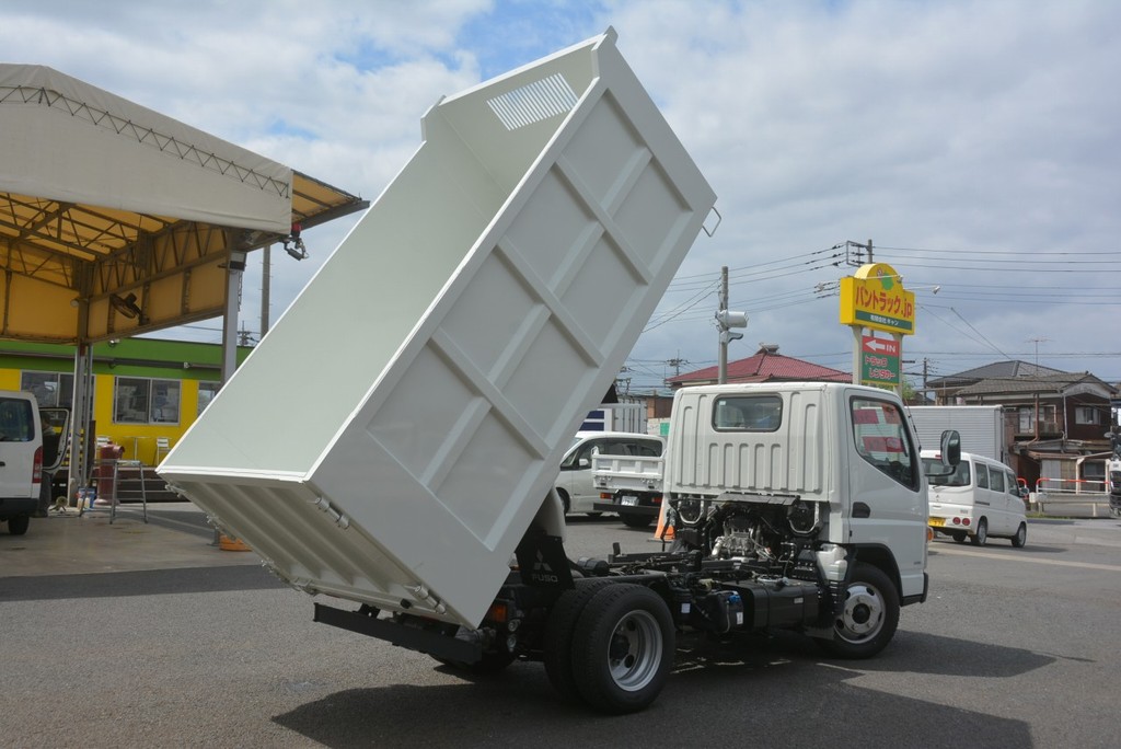 （未使用）　キャンター　強化　深ダンプ　積載３０００ｋｇ　極東製　一方開　「土砂禁止」　白線逸脱　衝突軽減　５速ＭＴ！　車検付「令和４年３月」まで！19