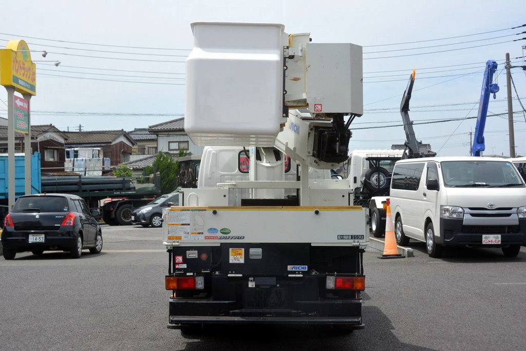 デュトロ　高所作業車　アイチ製（ＳＨ１１Ａ）　最大地上高１１ｍ　積載３５０ｋｇ　ＦＲＰバケット　バケット積載荷重２００ｋｇ（２名）　アワーメーター：５８３ｈ　５速ＭＴ！　車検付「令和５年５月」まで！2