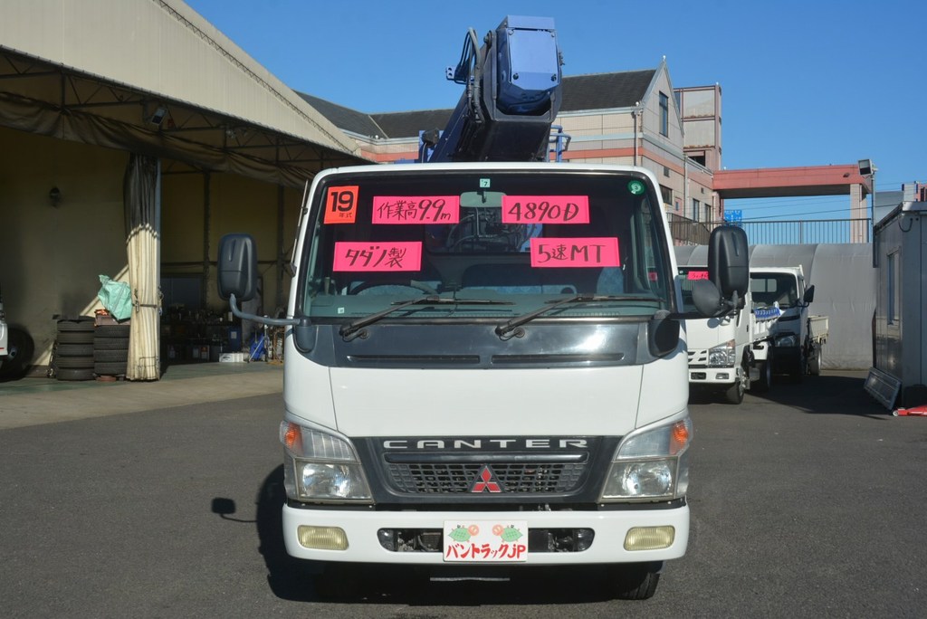 キャンター　高所作業車　タダノ製（ＡＴ－１００）　最大地上高９．９ｍ　鉄製バケット　バケット積載荷重２００ｋｇ　積載５００ｋｇ　アワーメーター：２７８６ｈ　左電格ミラー　坂道発進補助　ＥＴＣ　５速ＭＴ！ 01980