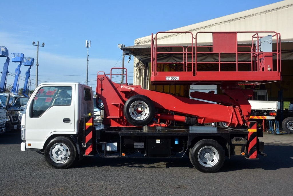 エルフ　高所作業車　タダノ製（ＡＴ１２０Ｓ）　スーパーデッキ　重荷重型　最大地上高１２ｍ　バケット積載荷重１０００ｋｇ　アワーメーター：３１３３．７ｈ　６速ＭＴ！1