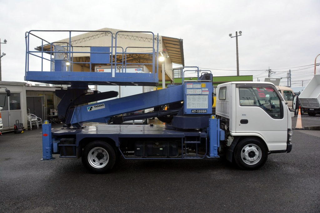 エルフ　高所作業車　タダノ製（ＡＴ１２０ＳＲ）　スーパーデッキ　重荷重型　最大地上高１２ｍ　バケット積載荷重１０００ｋｇ　アワーメーター：８７２０.９ｈ　ＥＴＣ　左電格ミラー　６速ＭＴ！3