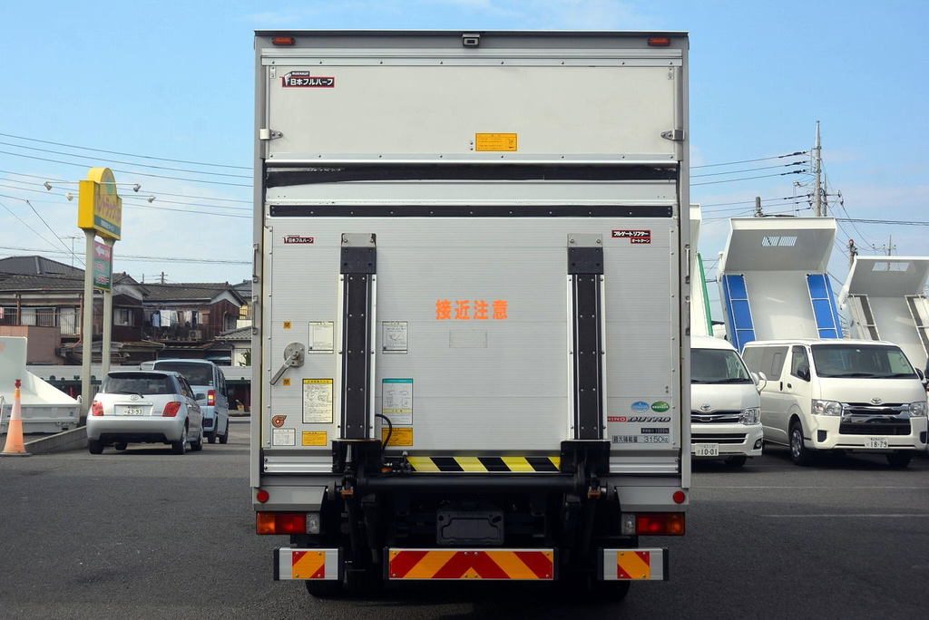 デュトロ　「ワイドロング」　冷蔵冷凍車　積載３１５０ｋｇ　菱重製　跳ね上げ式パワーゲート　小型サイドドア付き　－３０度設定　ラッシング２段　荷台シマ板張り　バックカメラ　フォグランプ　ＡＴ車！2