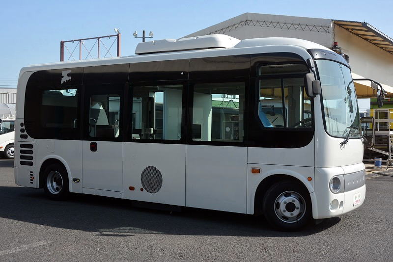 日野　ポンチョ　移動事務室車　１人乗り　２ドア　総輪エアサス　自動ドア　バックカメラ　簡易式テーブル　モニター計２箇所　エアコン　１００Ｖ電源　フォグランプ　低走行！ＡＴ車！希少車！キッチンカーやキャンピングカーのベース車にも!!4