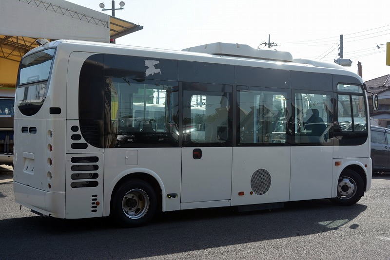 日野　ポンチョ　移動事務室車　１人乗り　２ドア　総輪エアサス　自動ドア　バックカメラ　簡易式テーブル　モニター計２箇所　エアコン　１００Ｖ電源　フォグランプ　低走行！ＡＴ車！希少車！キッチンカーやキャンピングカーのベース車にも!!6