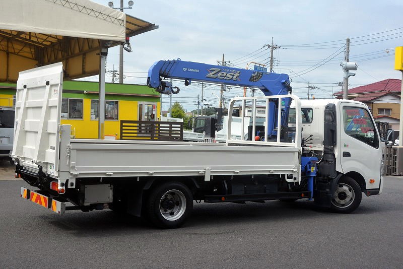 ダイナ　「ワイド超ロング」　４段クレーン　積載３０００ｋｇ　タダノ製　ラジコン　２．６３ｔ吊　フックイン　極東製アーム式パワーゲート付き　セイコーラック　床フック３対　ＥＴＣ　左電格ミラー　荷台板二重張り　フォグランプ　キーレス　ワンオーナー！ＡＴ車！希少車！6