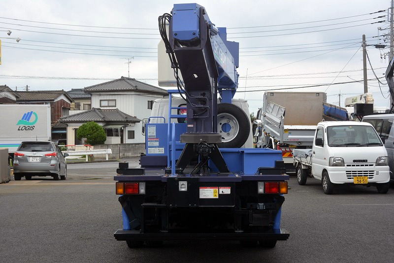 エルフ　高所作業車　タダノ製（ＡＴ－１２１）　最大地上高１１．９ｍ　ＦＲＰバケット　ブーム自動格納　ジャッキ自動張り出し　ＡＣ１００Ｖ　バケット積載荷重２００ｋｇ　坂道発進補助　左電格ミラー　ＥＴＣ　アワーメーター：１０３７ｈ　ワンオーナー！６速ＭＴ！準中型（５トン限定）免許対応！！2