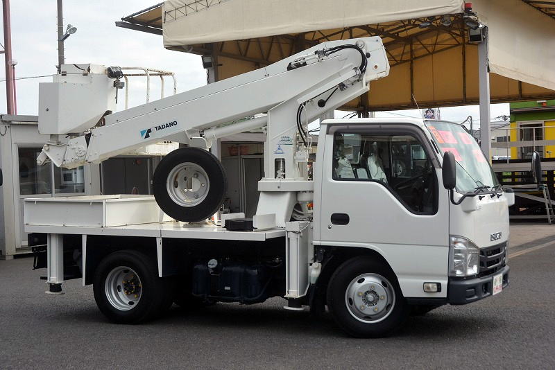 エルフ　高所作業車　タダノ製（ＡＴ－１００ＴＧ）　最大地上高９．９ｍ　鉄製バケット　積載５００ｋｇ　ブーム自動格納　ジャッキ自動張り出し　バケット積載荷重２００ｋｇ　坂道発進補助　ＥＴＣ　アワーメーター：１５５２ｈ　６速ＭＴ！ 4