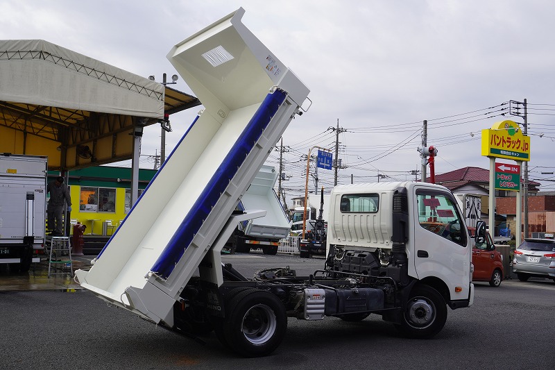 デュトロ　「ワイド」　強化　ローダーダンプ　新明和製　積載３７００ｋｇ　三方開　手動コボレーン　ダンプピン　ＥＴＣ　左電格ミラー　６速ＭＴ！24