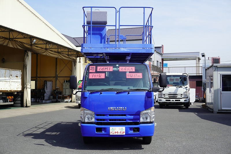 エルフ　高所作業車　アイチ製（ＴＺ１２Ａ）　スーパーデッキ　重荷重型　最大地上高１２ｍ　バケット積載荷重１０００ｋｇ　ジョイスティックタイプ　ブーム自動格納　坂道発進補助　左電格ミラー　ＥＴＣ　アワーメーター：２００１ｈ　低走行！６速ＭＴ！0