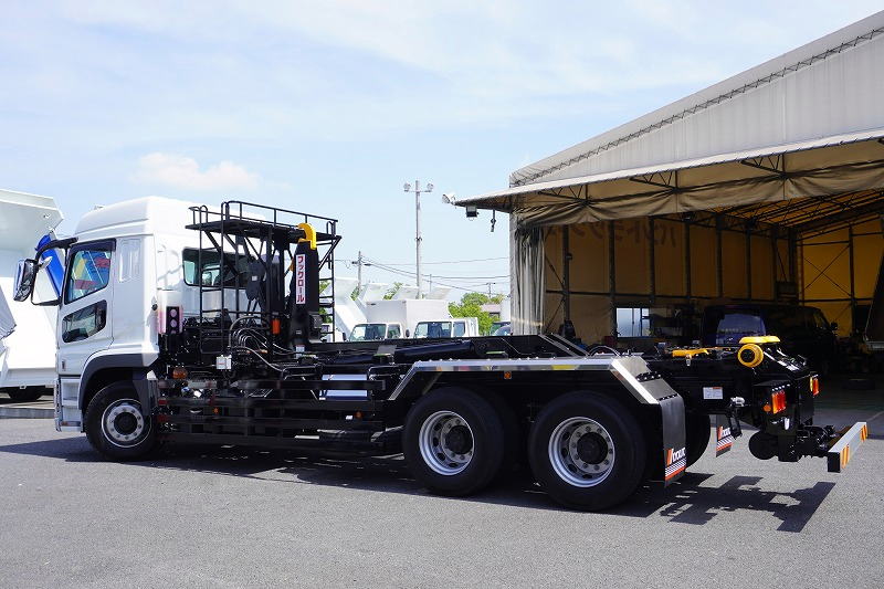 （未使用）　スーパーグレート　大型　「ハイルーフ」　三軸　フックロール　極東製　積載１０３００ｋｇ　ツインシリンダー　キャブバックステップ　網工具入れ　メッキパーツ　ＬＥＤヘッドライト　バックカメラ　可動式リアバンパー　ＥＴＣ　キーレス　ＡＴ車！5